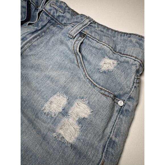 RSQ Jeans - Women’s - Mom Shorts - Distressed - PRELOVED - Size 13 - Picture 4 of 8